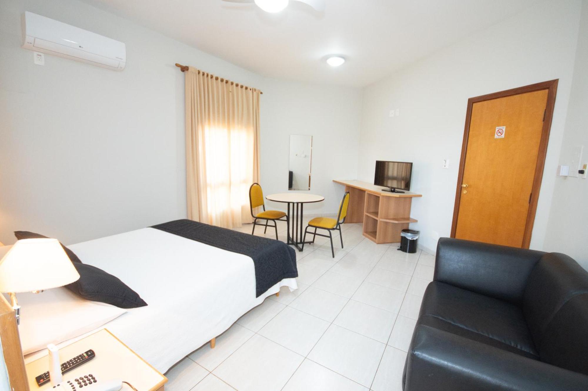 Hotel Ouro ลาวราส ภายนอก รูปภาพ